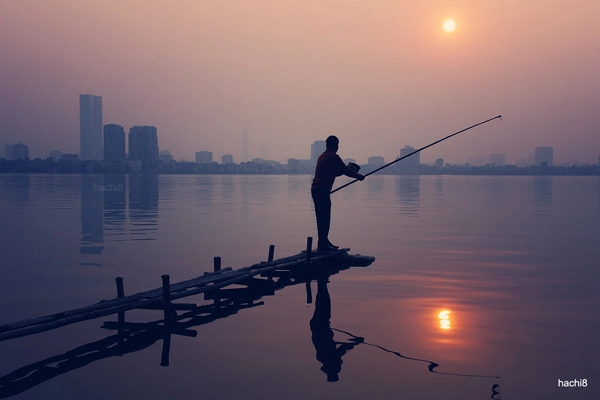 Thanh bình những ngày cuối đông ở hồ tây