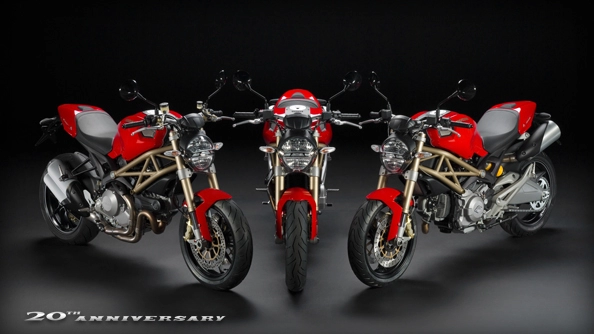 Thợ hy lạp độ lại ducati monster