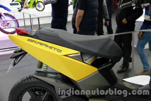 Tvs graphite concept - scooter phong cách máy bay tàng hình