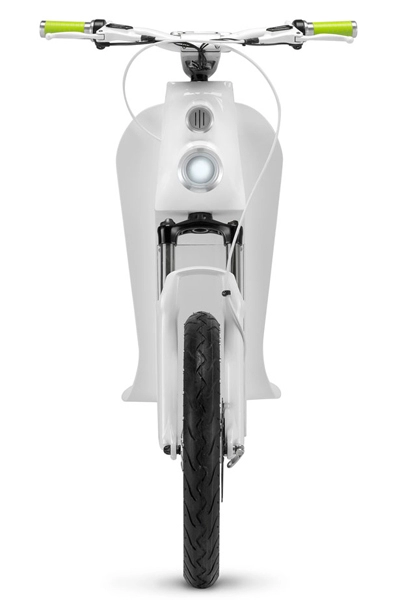 Xkuty chiếc scooter điện thú vị giá 3800 usd tại pháp