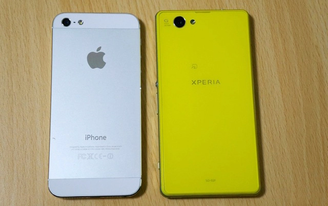 Xperia z1 mini đọ dáng cùng iphone 5s