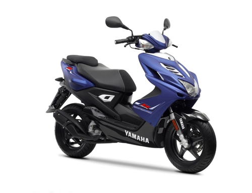 Yamaha aerox 50 - mang dáng vẻ mạnh mẽ của dòng pkl