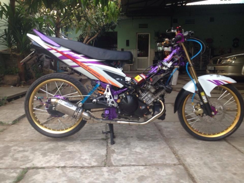 Yamaha exciter violet drag racing