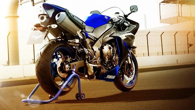 Yamaha indonesia công bố giá chính thức của yamaha yzf-r1 2014