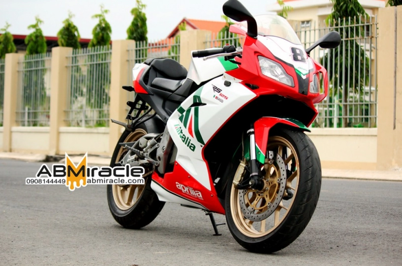 Aprillia rs125 - ông vua đương đua phân khuc 125cc