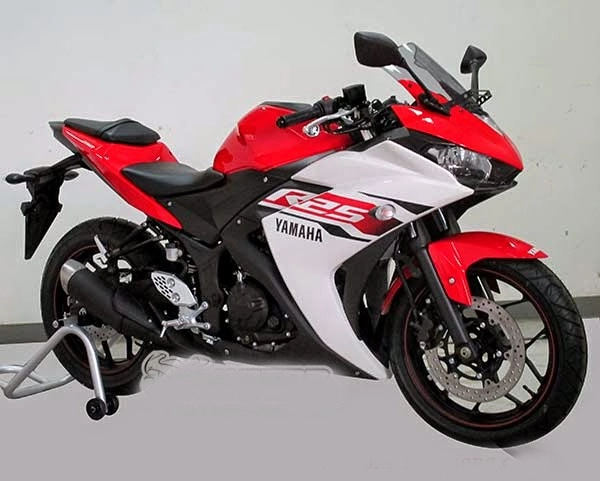 Cận cảnh những chiếc yamaha r25 đầu tiên được bày bán tại việt nam