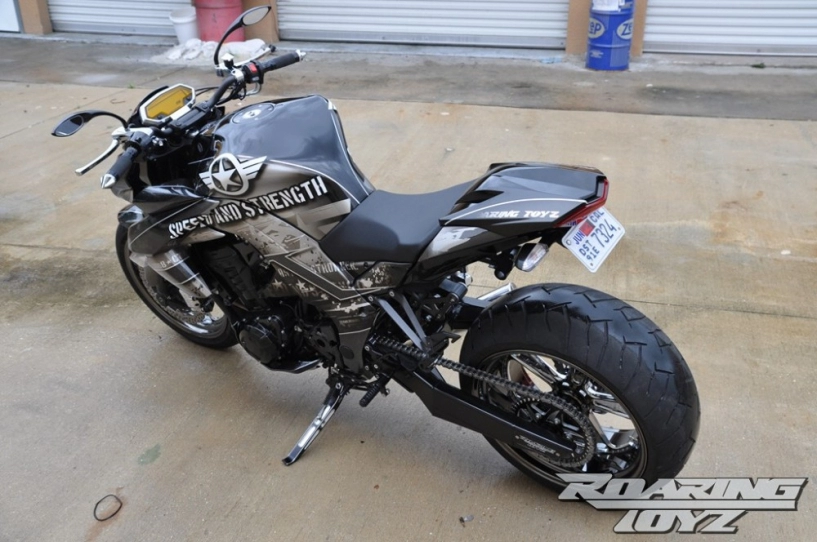 Chiến binh kawasaki z1000 speed 