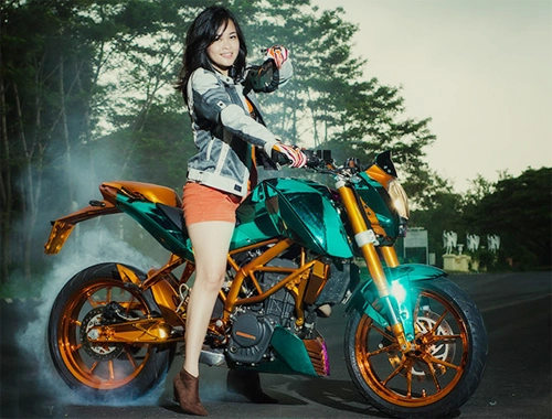 Cùng ngắm biker nữ đến từ malaysia