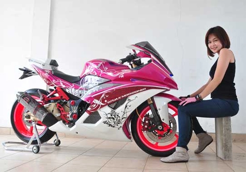 Cùng ngắm biker nữ đến từ malaysia