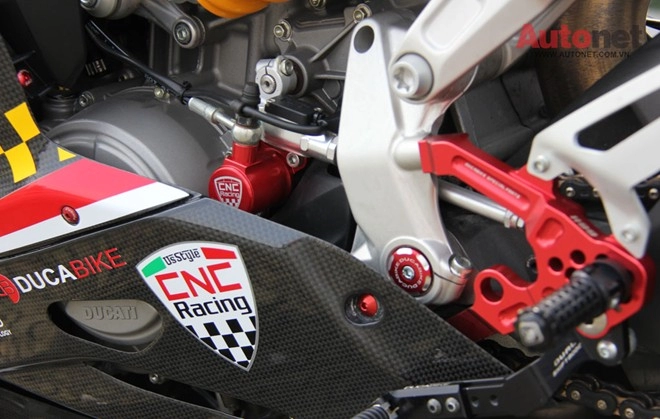 Ducati 1199 độ độc từ bàn tay thợ việt