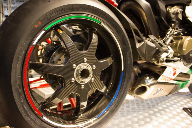 Ducati 1199 panigale power seal racing team