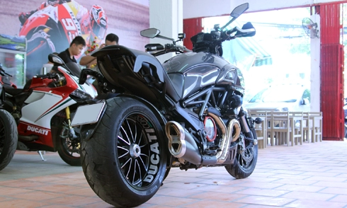 Ducati diavel độ kiểng tuyệt đẹp tại sài gòn