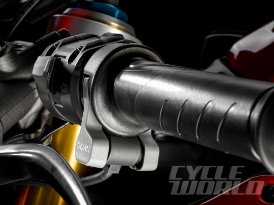 Ducati ra mắt cặp đôi siêu mô tô tại triển lãm eicma milan