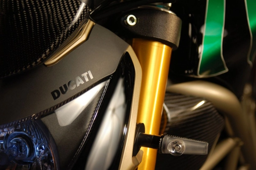 Ducati streetfighter s nét đẹp không thể cưỡng