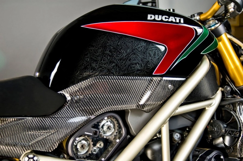 Ducati streetfighter s nét đẹp không thể cưỡng