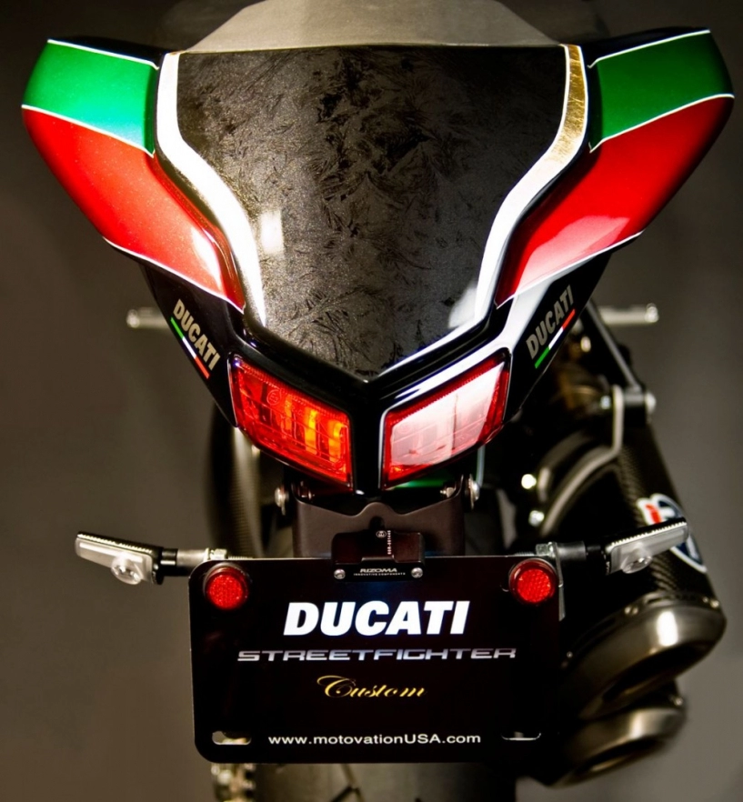 Ducati streetfighter s nét đẹp không thể cưỡng