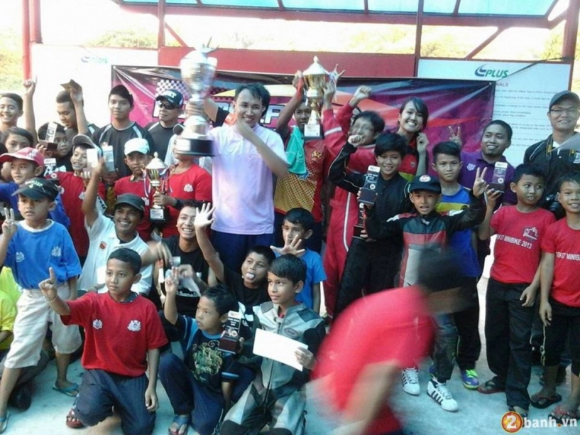 Giải đua môtô ruồi và thú chơi tao nhã của người malaysia