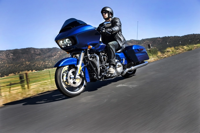 Harley-davidson road glide 2015 phiên bản mới được nâng cấp mạnh mẽ