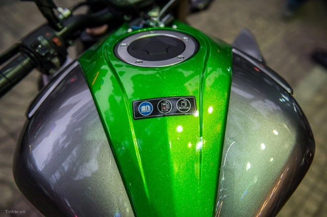 Hình ảnh kawasaki z1000 2014 giá gần 600 triệu tại việt nam