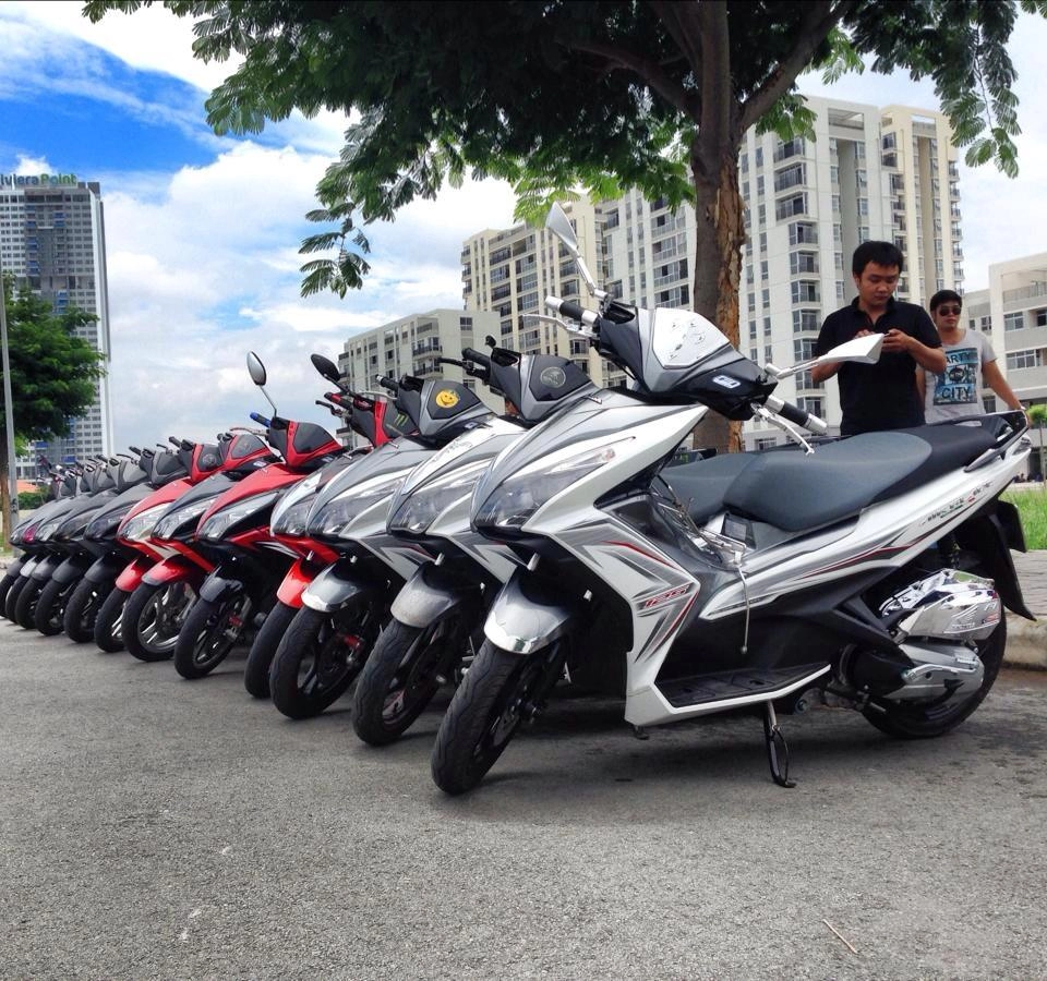 Honda air blade 125cc và air blade group