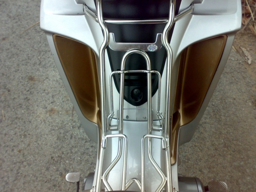 Honda future x 125 fi trắng-bạc-vàng 2011