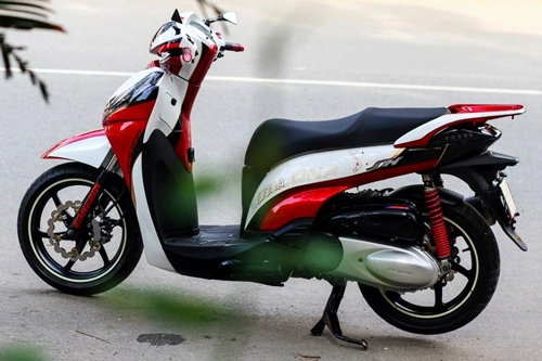 Honda sh300i độ phong cách với phiên bản sơn airbrush