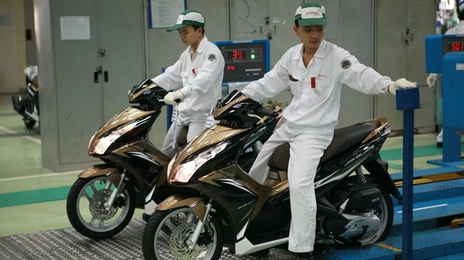 Honda tặng 1 triệu đồng cho khách hàng mua xe air blade