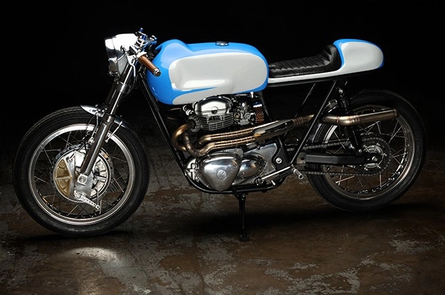 Kawasaki w650 độ cafe racer có bình xăng quá độc