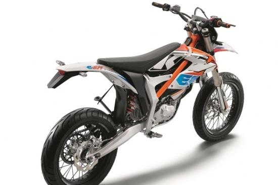 Ktm freeride e-sm 2015 chiếc xe xanh của dòng supermotard