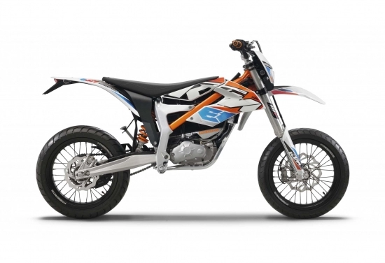 Ktm freeride e-sm 2015 chiếc xe xanh của dòng supermotard