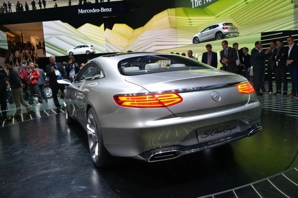 Mercedes-benz tung ảnh s-class coupe 2015
