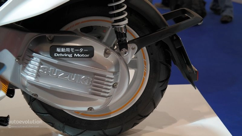 Suzuki burgman mẫu xe tay ga điện xuất hiện tại eicma 2014