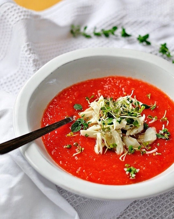 Tập tành nấu súp cà chua lạnh lừng danh của tây ban nha