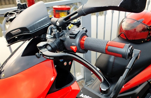 Yamaha nouvo dáng ducati 1199 tại sài gòn