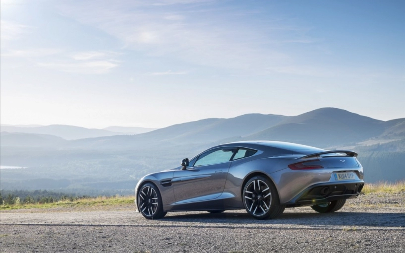 Aston martin trình làng 2 siêu phẩm vanquish và rapide s 2015