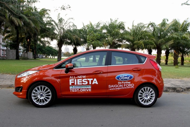 Cận cảnh ford fiesta ecoboost 2014 tại việt nam