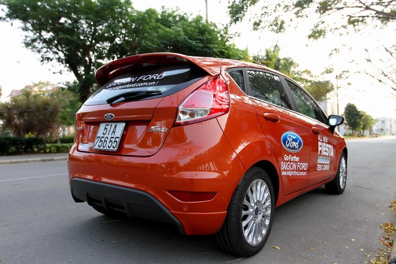 Cận cảnh ford fiesta ecoboost 2014 tại việt nam