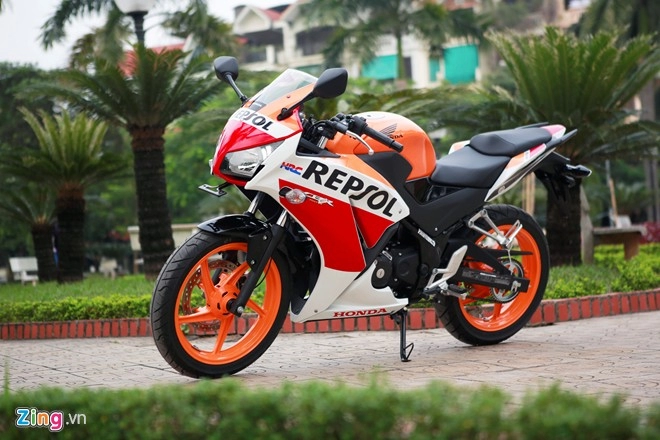 Cận cảnh honda cbr150r 2015 phiên bản repsol với giá 114 triệu đồng