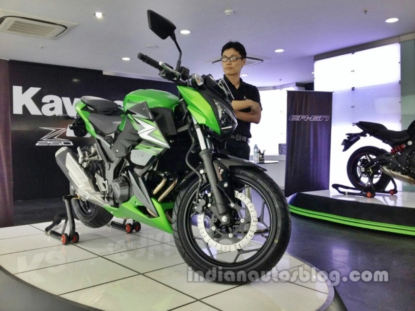 Cận cảnh kawasaki z250 vừa ra mắt giá chỉ 103 triệu đồng