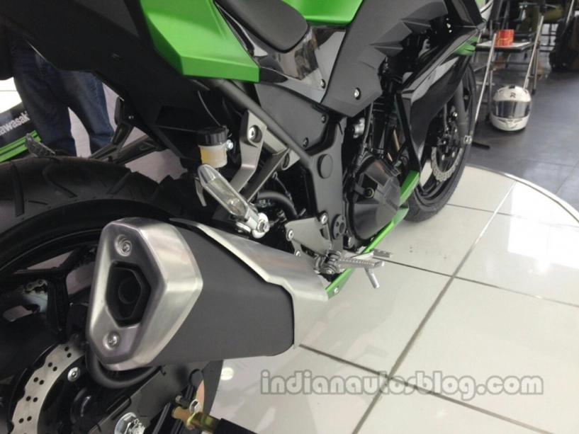 Cận cảnh kawasaki z250 vừa ra mắt giá chỉ 103 triệu đồng