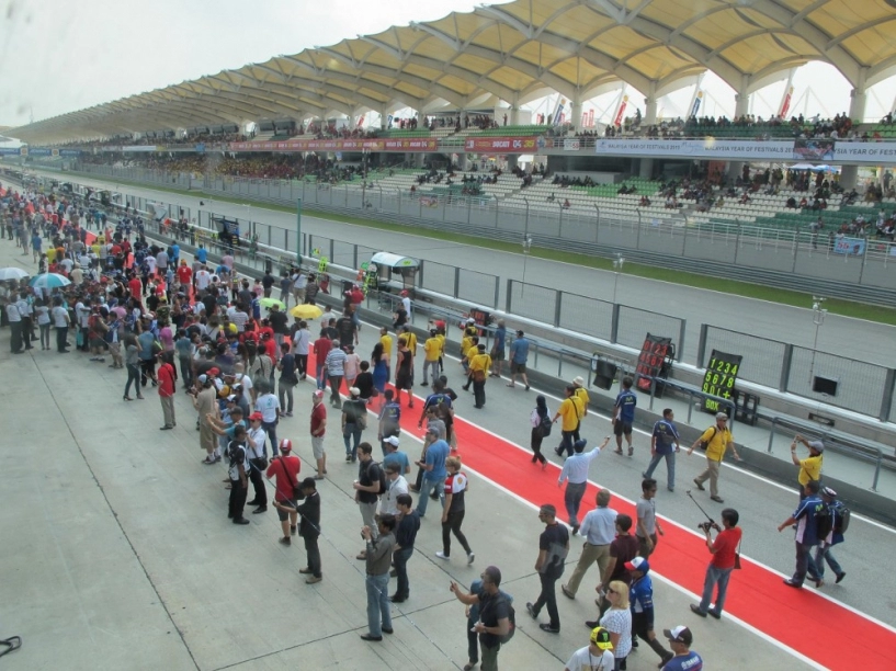 Chiêm ngưỡng đường đua tốc độ motogp ở sepang malaysia