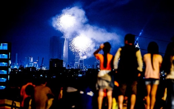 đại tiệc pháo hoa rực rỡ chào đón năm 2015 trên khắp thế giới