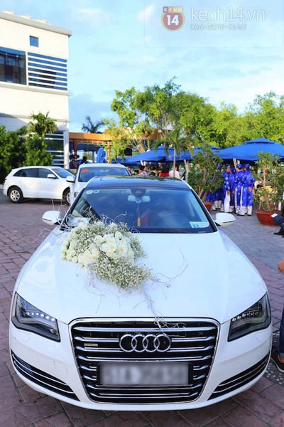 Dàn xe audi trong đám cưới công vinh thủy tiên