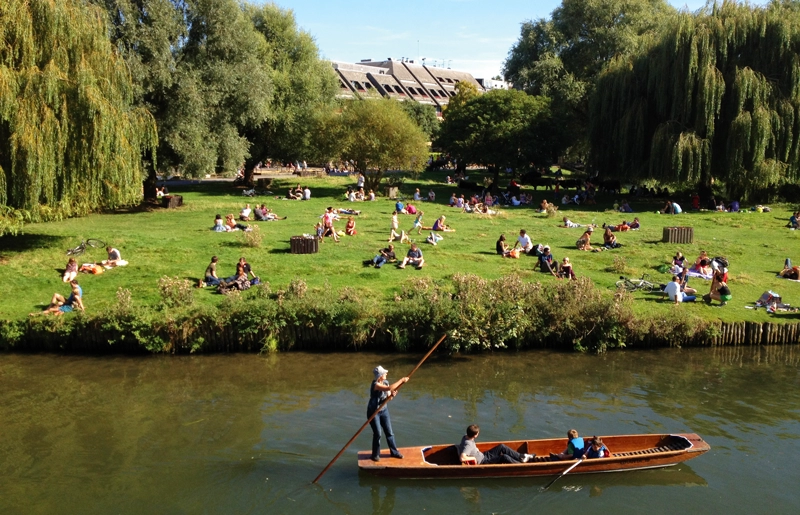 Dạo chơi ở thành phố lịch sử cambridge