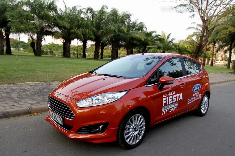 Ford fiesta ecoboost động cơ 3 xi-lanh