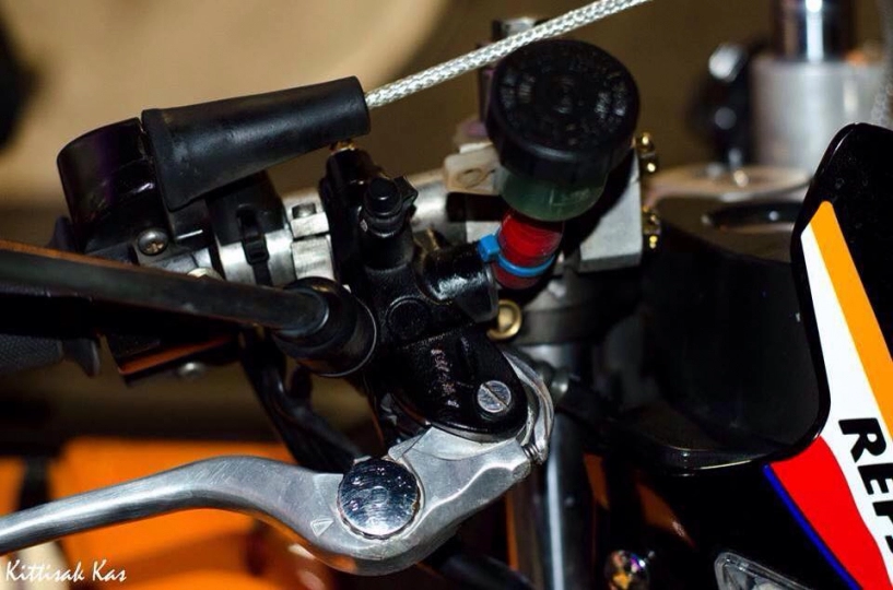 Honda sonic repsol độ cực đẹp bên đất thái