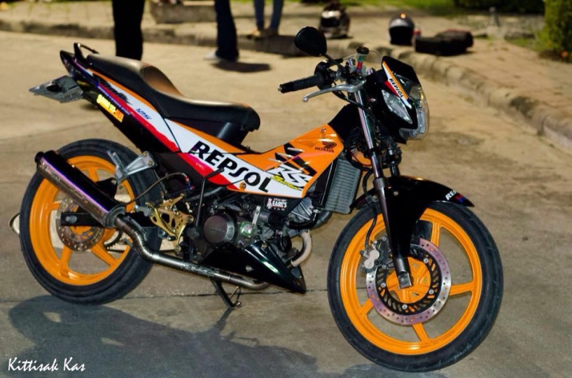 Honda sonic repsol độ cực đẹp bên đất thái