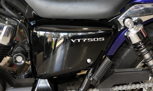 Honda vt750s tricolour chiếc môtô hàng độc tại sài gòn