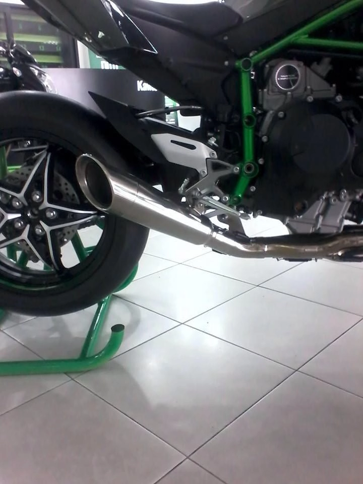 Kawasaki h2 có giá chính hãng 1059 tỉ đồng tại việt nam