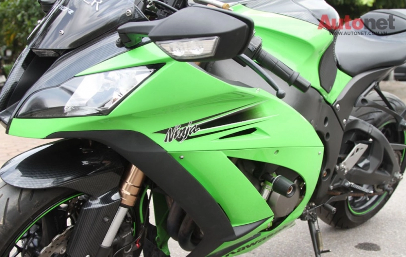 Kawasaki ninja zx-10 một trong những kẻ dẫn đầu về tốc độ